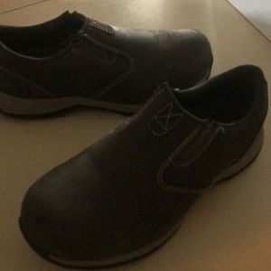 Red Wing Shoes Shoes - Red wing (steel toe) , never worn . Red Wing Shoes Shoes - Red wing (steel toe) , never worn .